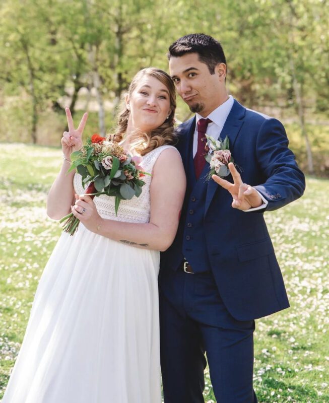 Costume 3 pièces bleu mariage sur mesure avec cravate