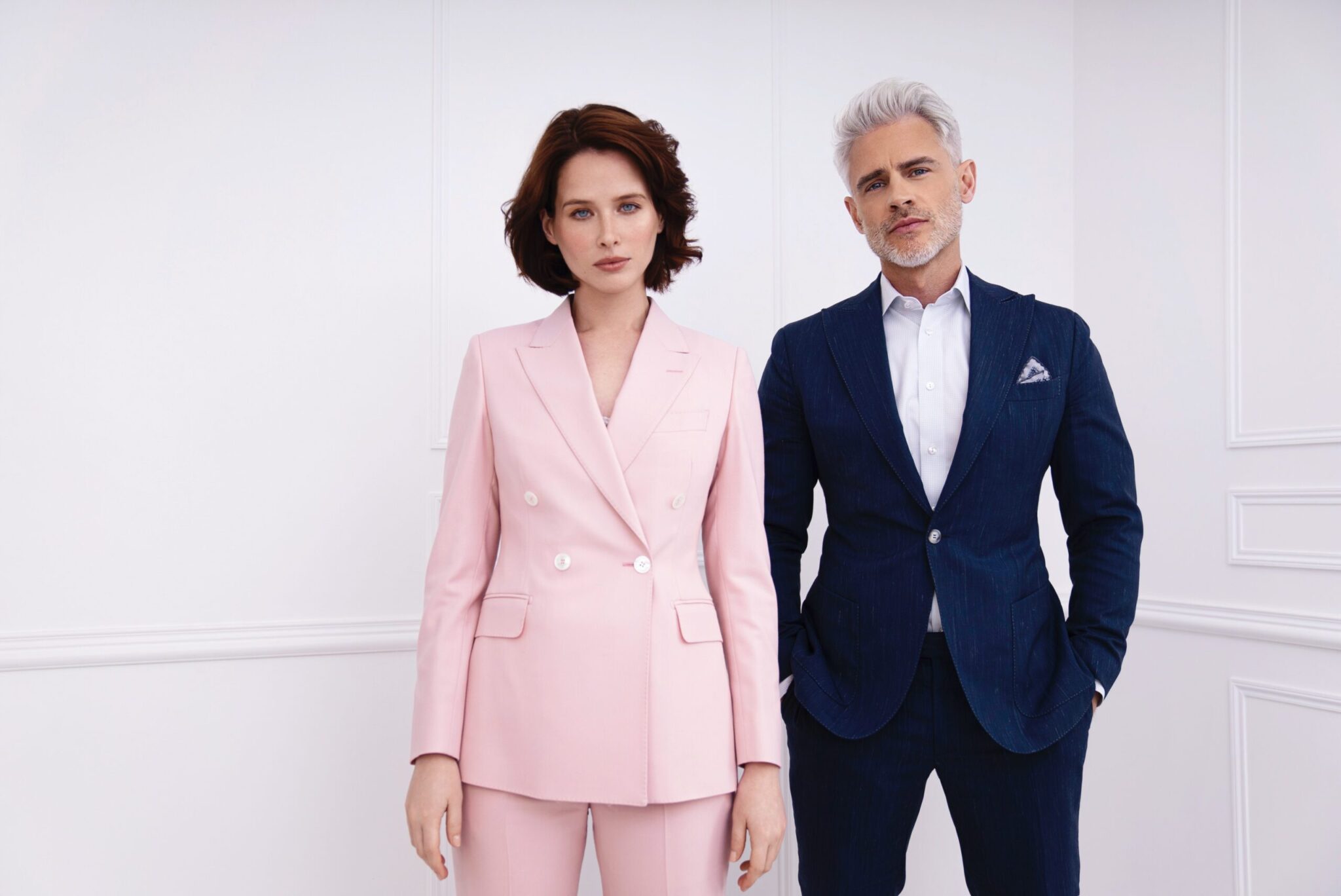 Tailleur sur mesure rose pour femmes