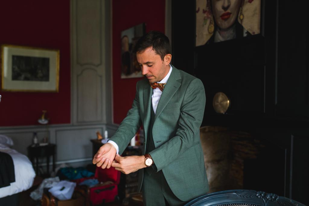 Costume 3 pièces sur mesure vert gris mariage