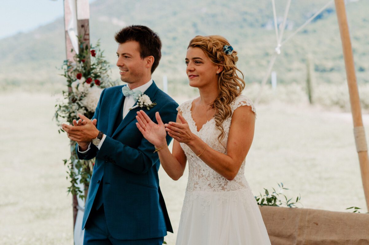 costume 3 pièces bleu simple mariage sur mesure