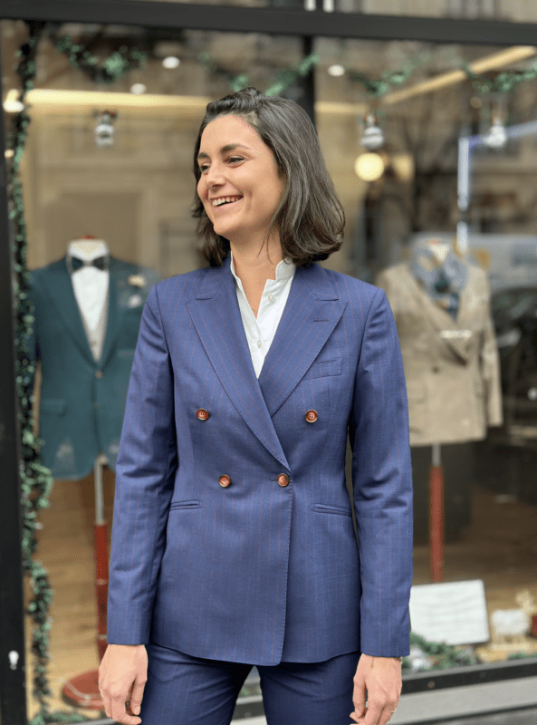 Tailleur croisé sur mesure pour femme
