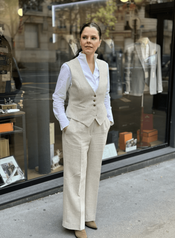 Gilet et pantalon sur mesure pour femme