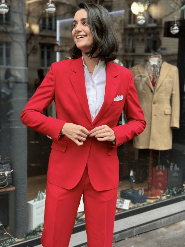 Tailleur rouge sur mesure