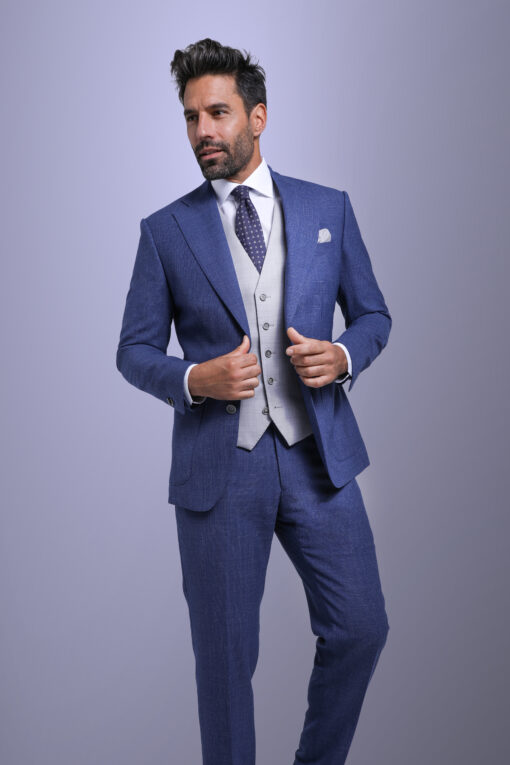 Costume de mariage dépareillé bleu et son gilet gris