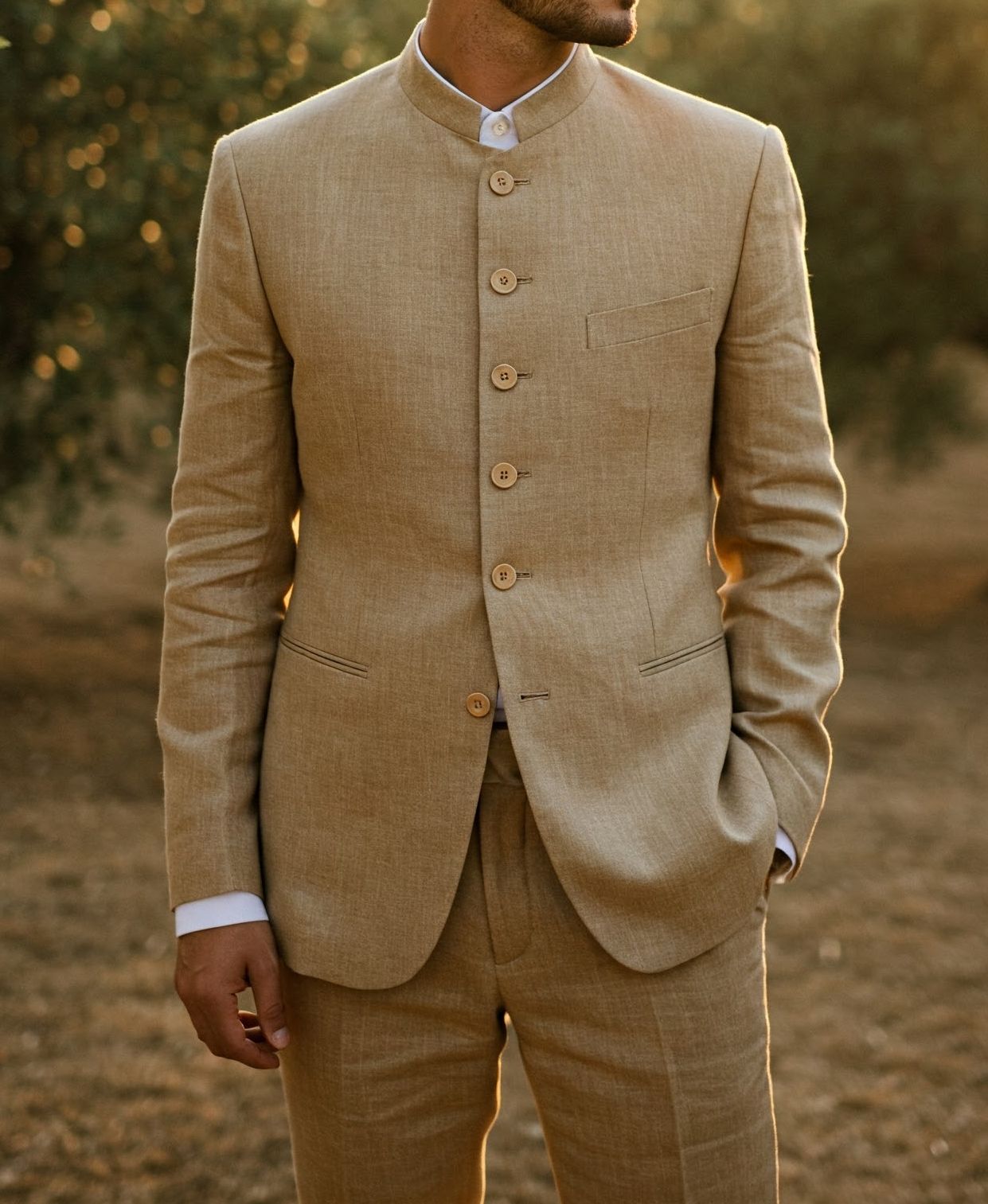 Photo 1 costume de mariage à col Mao sur mesure