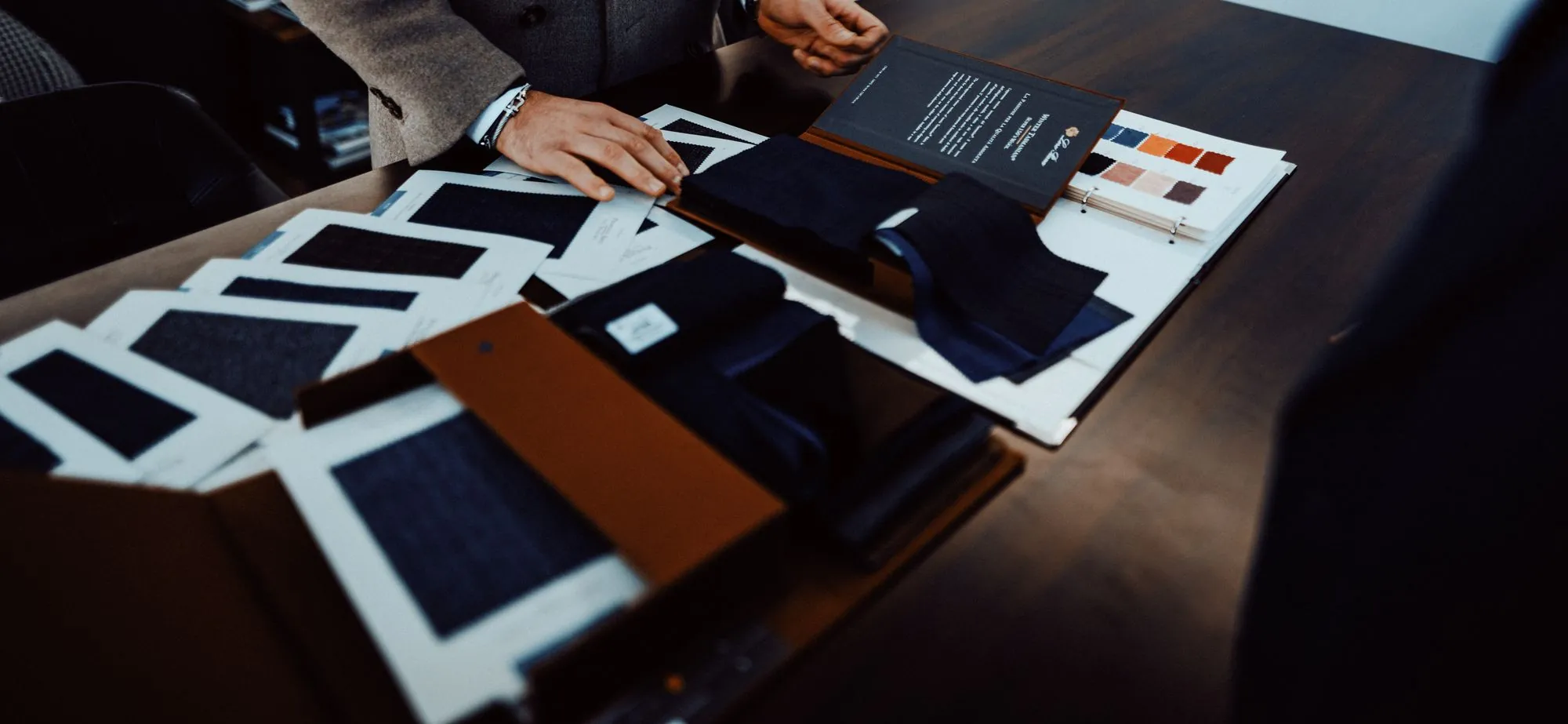 Atelier Tailor Trucks, prise de mesure sur mesure
