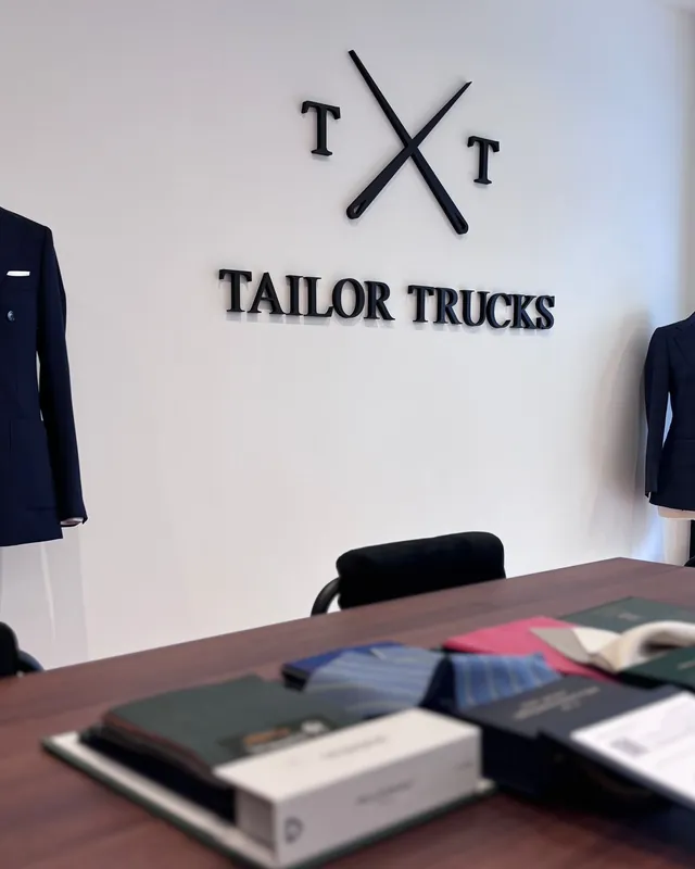 Showroom Tailor Trucks Angers